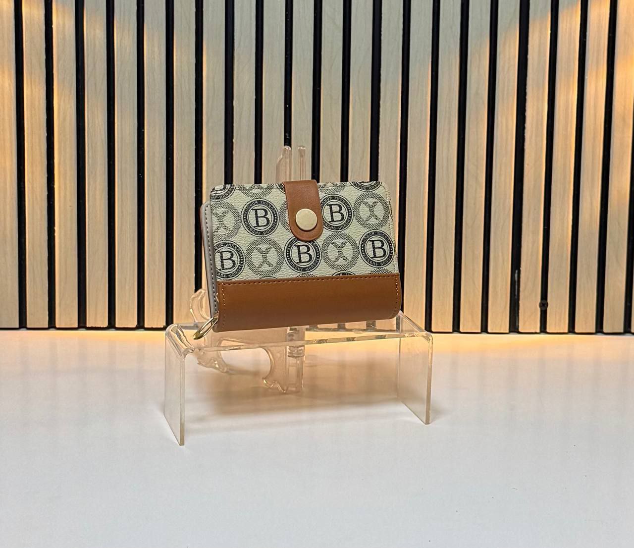 /public/uploads/photos/shares/Suzy bags/IMG_2804.jpeg